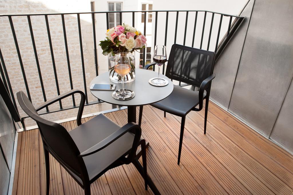 Privilege Top Floor Room Terrace spa access